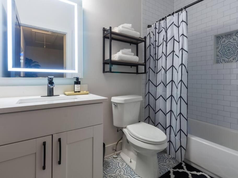 אטלנטה Five75Lux Atl King Bed & Game Room Downtown מראה חיצוני תמונה