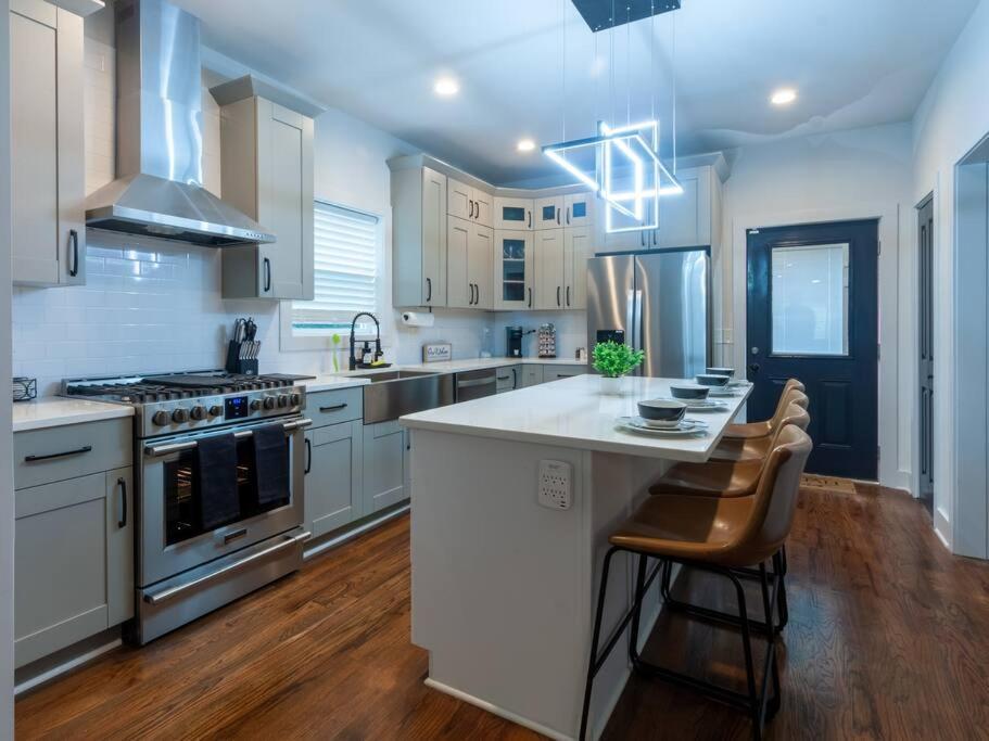 אטלנטה Five75Lux Atl King Bed & Game Room Downtown מראה חיצוני תמונה
